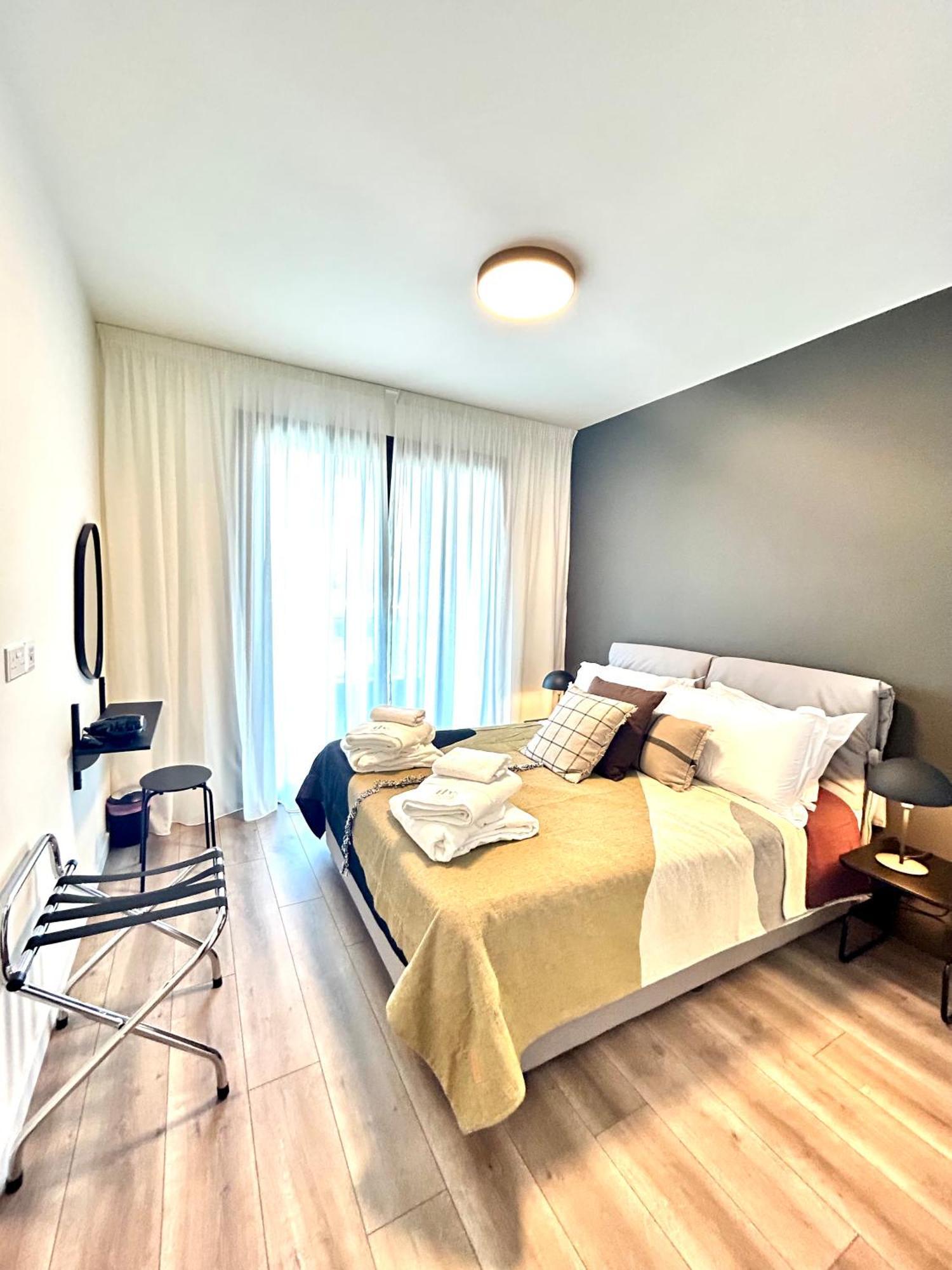 Sunset Gardens - Holiday Apartments - By Tlv Living Limassol Ngoại thất bức ảnh