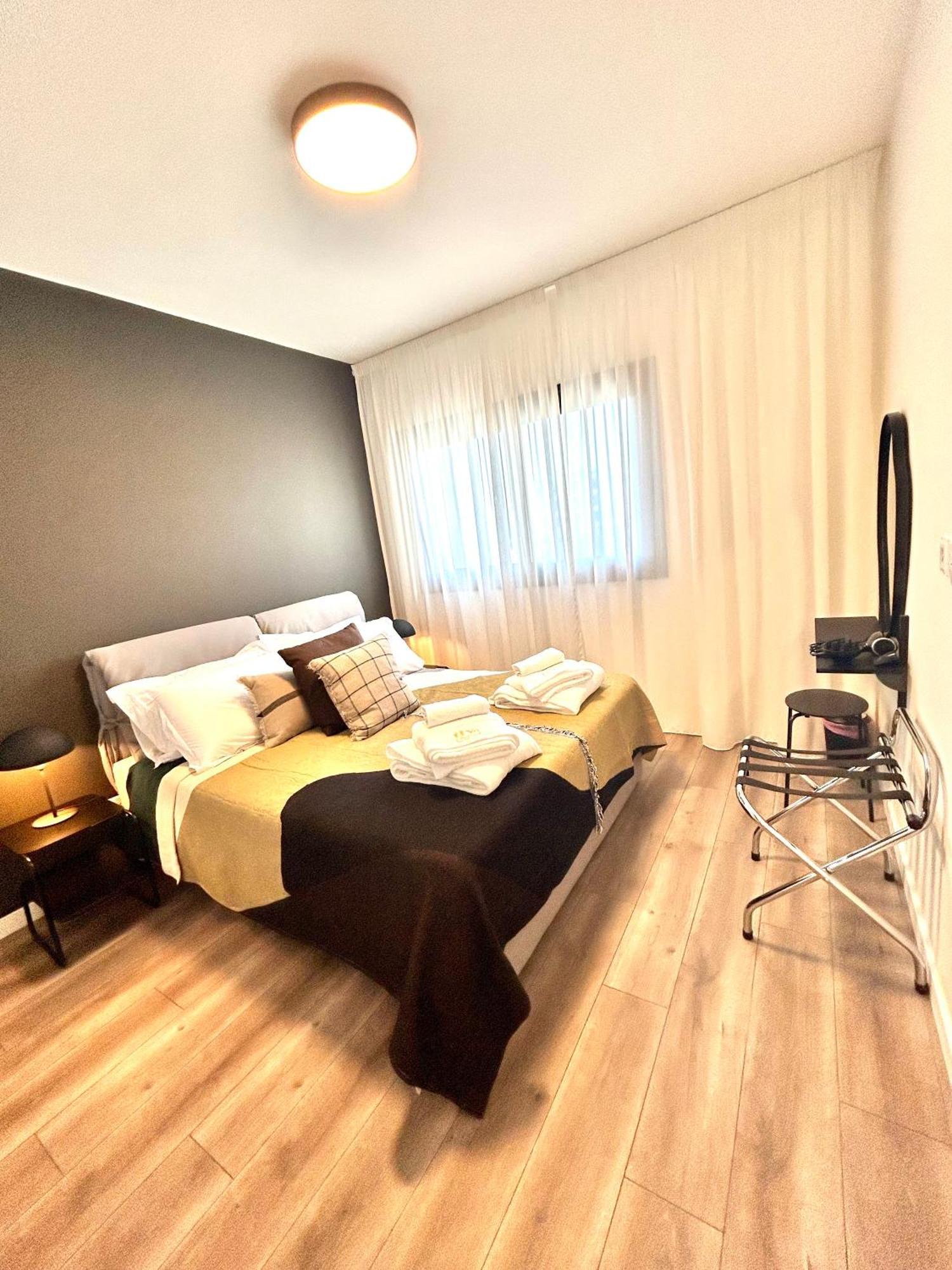 Sunset Gardens - Holiday Apartments - By Tlv Living Limassol Ngoại thất bức ảnh