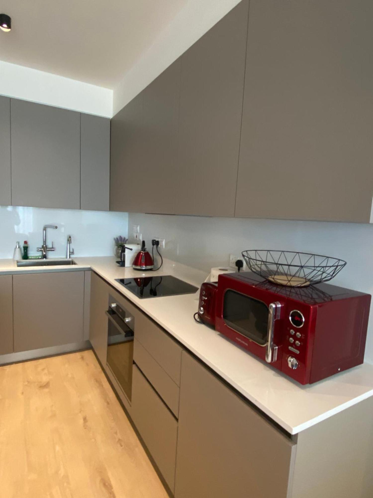 Sunset Gardens - Holiday Apartments - By Tlv Living Limassol Ngoại thất bức ảnh