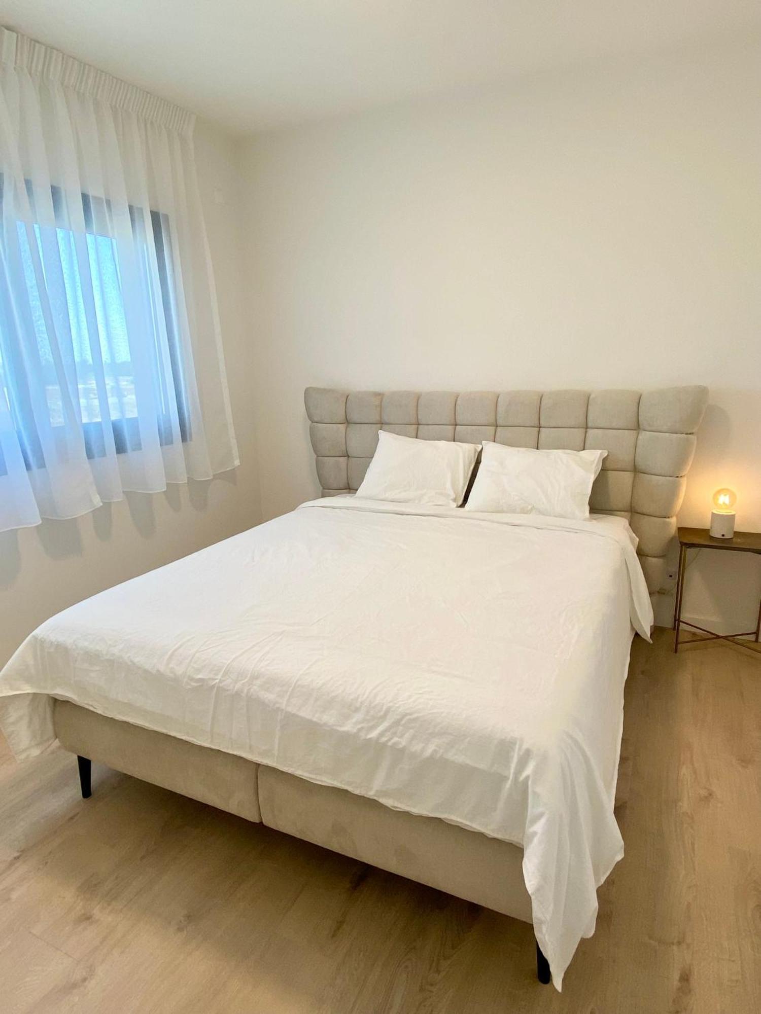 Sunset Gardens - Holiday Apartments - By Tlv Living Limassol Ngoại thất bức ảnh