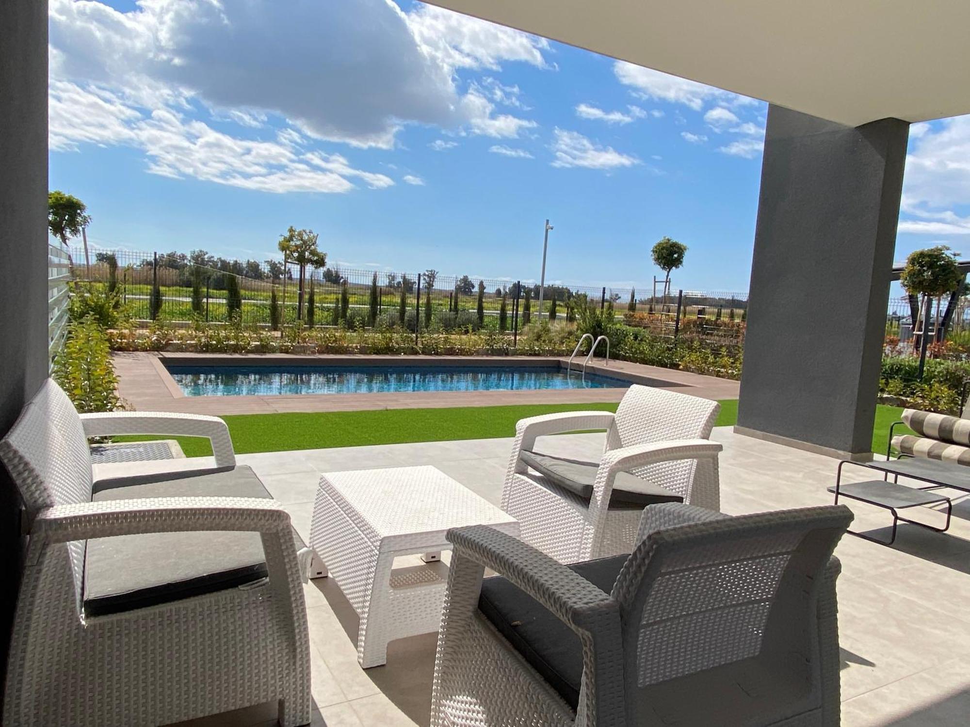 Sunset Gardens - Holiday Apartments - By Tlv Living Limassol Ngoại thất bức ảnh