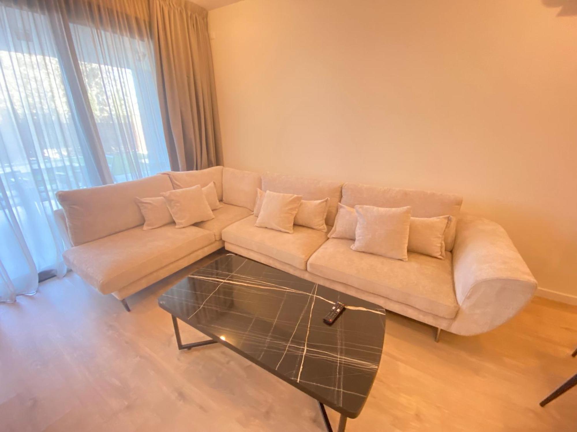 Sunset Gardens - Holiday Apartments - By Tlv Living Limassol Ngoại thất bức ảnh